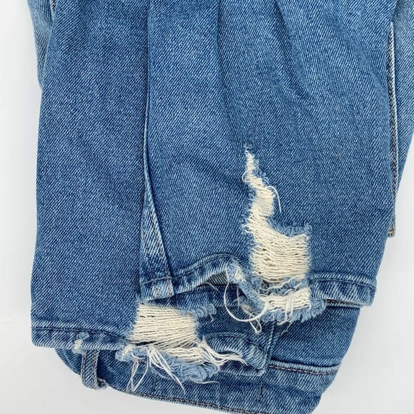 Hollister mom jeans - Picture 2 of 4